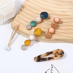Crystal edge pink crystal Korean bb clip Korean version Korean simple geometric hair accessory Instagram popular bangs broken hair clip