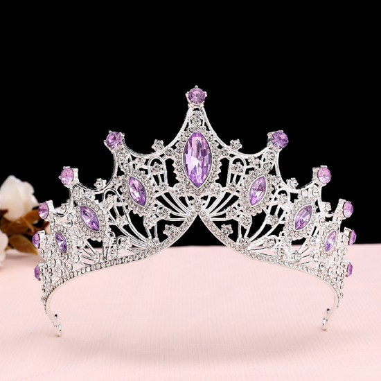 Children's crown hair accessories and hairpins, a cute golden birthday gift from South Korea. A beautiful performance of princess hairpins for children Children's crown hair accessories and hairpins, a cute golden birthday gift from South Korea. A beautiful performance of princess hairpins for children