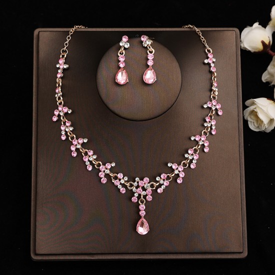 Wholesale of bridal headwear sets, hair accessories, crowns, headbands, earrings, Korean-style wedding necklaces, jewelry, wedding dress accessories Wholesale of bridal headwear sets, hair accessories, crowns, headbands, earrings, Korean-style wedding necklaces, jewelry, wedding dress accessories