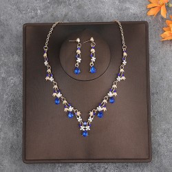 Wholesale of bridal headwear sets, hair accessories, crowns, headbands, earrings, Korean-style wedding necklaces, jewelry, wedding dress accessories