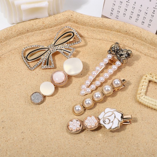 Wholesale of Korean-style cute pearl hair clips, Instagram water diamond hair clips, retro bangs hair clips, and simple heart-shaped hair accessories Wholesale of Korean-style cute pearl hair clips, Instagram water diamond hair clips, retro bangs hair clips, and simple heart-shaped hair accessories