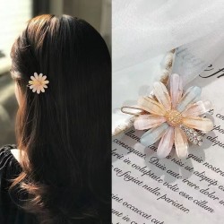 Fresh and delicate petal hair clips, flower hair clips, internet-famous style side clips, Korean clips, hair accessories clips, headwear clips