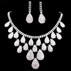 Korean-style simple and fashionable necklaces and earrings, popular two-piece necklace sets, wedding bride accessories, wedding dress accessories wholesale