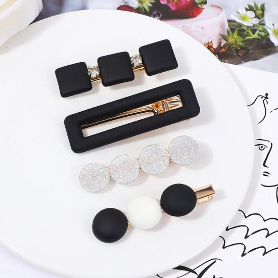 Wholesale of Korean-style cute pearl hair clips, Instagram water diamond hair clips, retro bangs hair clips, and simple heart-shaped hair accessories Wholesale of Korean-style cute pearl hair clips, Instagram water diamond hair clips, retro bangs hair clips, and simple heart-shaped hair accessories