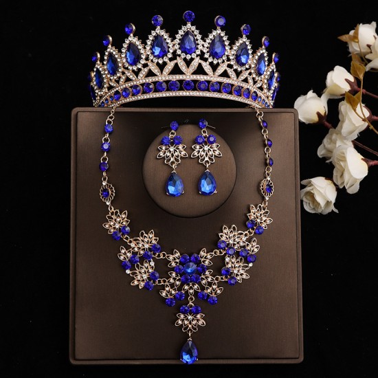 The 2022 new three-piece wedding crown and headwear for brides, the grand crown and headwear accessories, exude an ethereal and high-end charm The 2022 new three-piece wedding crown and headwear for brides, the grand crown and headwear accessories, exude an ethereal and high-end charm